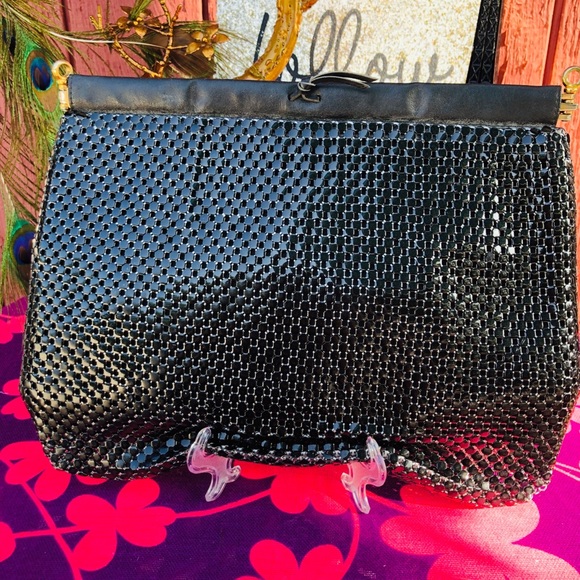 Vintage Whiting & Davis Large Black metal clutch - Picture 3 of 6